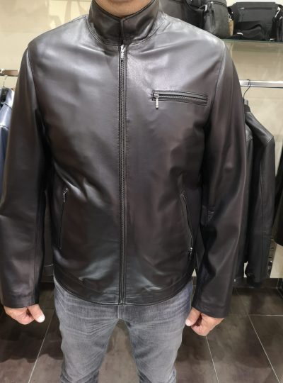CAZADORA DE PIEL NEGRA TALLA 52