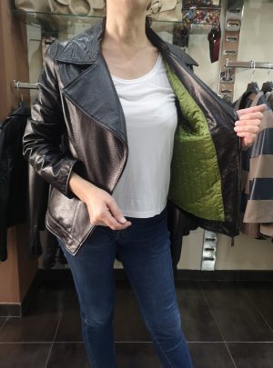 CAZADORA ROQUERA NEGRA TALLA 42