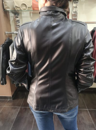 CHAQUETA NEGRA DE CUELLO MAO ITALIANO TALLA 40