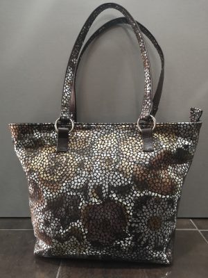 BOLSO CAPAZO COMBINADO CON NAPA Y PIEL GRABADA