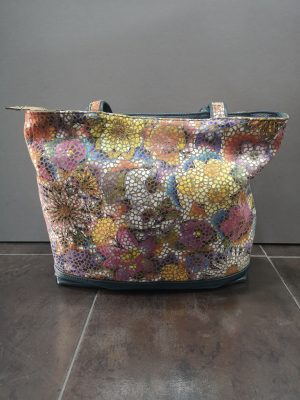BOLSO DE PIEL  COMBINADO EN VERDE