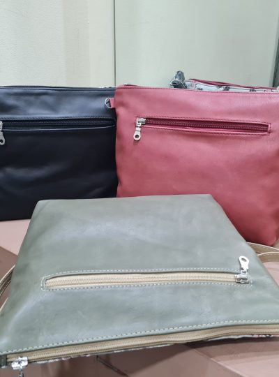 BOLSO BANDOLERA DE TELA FALLERA Y PIEL.