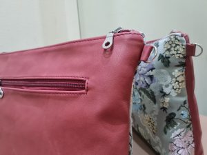BOLSO BANDOLERA DE TELA FALLERA Y PIEL.